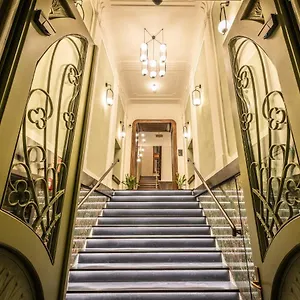 4* מלון Liebeskind Boutique Old Town